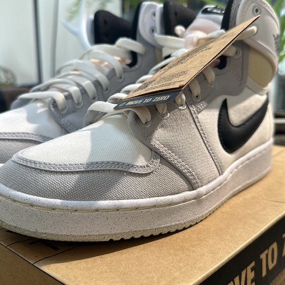 Air Jordan 1 KO High 'Grey Fog' - Picture 11 of 17